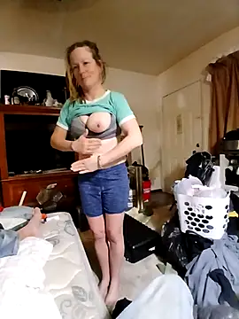 Snapshot of BloStacks1 chatting on 03/30/26, 07:53 BloStacks1 online show from 03/30/26, 07:53