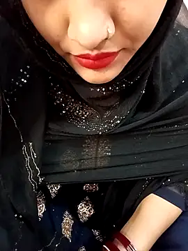 Snapshot of Miss_Noor__ chatting on 04/12/26, 05:34 Miss Noor online show from 04/12/26, 05:34