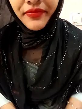 Snapshot of Miss_Noor__ chatting on 05/19/26, 07:04 Miss Noor online show from 05/19/26, 07:04