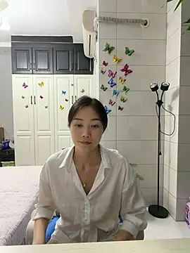 Snapshot of yuanpu0925 chatting on 04/17/26, 12:41 yuanpu0925 online show from 04/17/26, 12:41