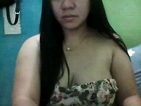 Snapshot of sweety_honey27 chatting on 03/31/26, 02:46 sweety honey27 online show from 03/31/26, 02:46