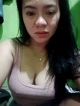 Snapshot of sweety_honey27 chatting on 04/15/26, 06:26 sweety honey27 online show from 04/15/26, 06:26