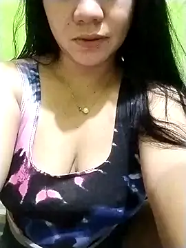 Snapshot of sweety_honey27 chatting on 04/27/26, 05:11 sweety honey27 online show from 04/27/26, 05:11