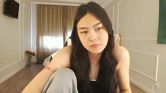 SecretTiny online show from 07/15/26, 03:34