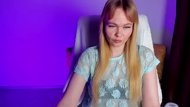 Kirasweetlove online show from 04/06/26, 08:37