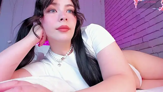Snapshot of NatalForsy chatting on 06/01/26, 10:28 NatalForsy online show from 06/01/26, 10:28