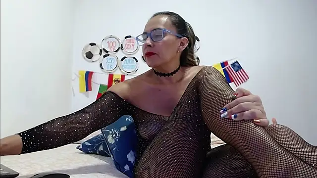 ThaliaGray  online show from 06/04/26, 10:10