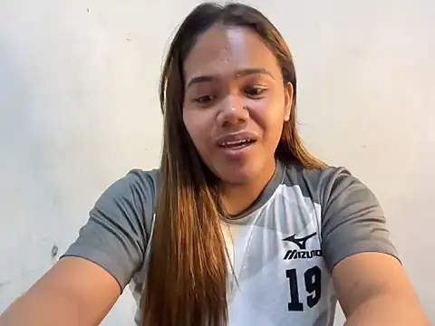 yourhotwild bella online show from 07/24/26, 05:33