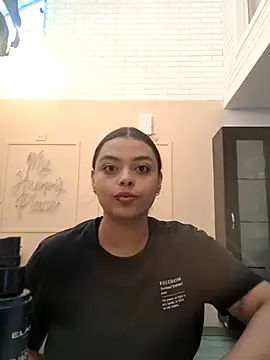 scarlett  2 online show from 05/09/26, 10:37