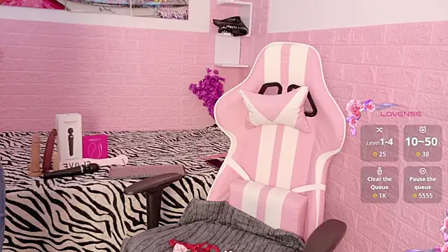 Sophi Sweet11 online show from 04/13/26, 01:38