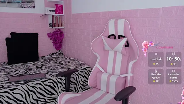 Sophi Sweet11 online show from 05/06/26, 12:43