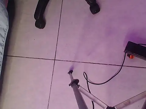Renata Valentina online show from 04/18/26, 11:03