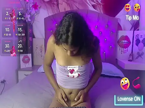 Renata Valentina online show from 05/03/26, 11:27