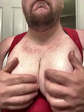 hugemanbreasts online show from 04/14/26, 06:30