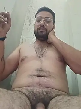 Snapshot of herochoclateboy chatting on 05/21/26, 11:34 herochoclateboy online show from 05/21/26, 11:34