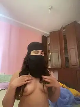 SexyaDivaa online show from 04/10/26, 11:04