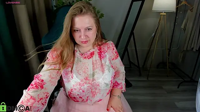 CleoXotie online show from 06/20/26, 10:18