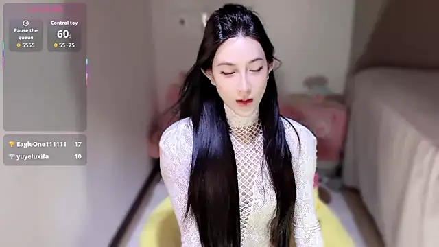 LILI7-LI online show from 04/17/26, 10:46