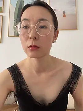 you-520 online show from 06/17/26, 02:58