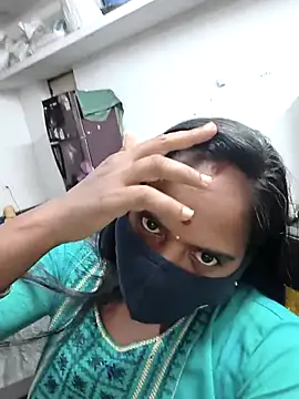 Tamil Sangeetha online show from 04/12/26, 02:22