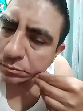 Manuel3910 online show from 05/05/26, 03:36