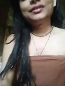 Snapshot of SweetTsAngel chatting on 05/18/26, 02:40 SweetTsAngel online show from 05/18/26, 02:40