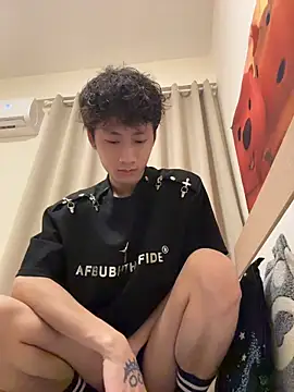 sexyboy-3525 online show from 05/16/26, 06:43
