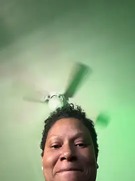 Sweetie8582 online show from 04/20/26, 10:44