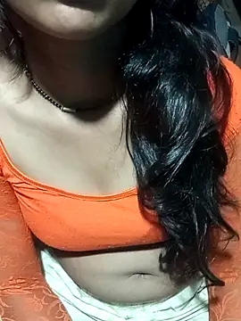 Snapshot of riyaa_sexyy chatting on 05/07/26, 03:28 riyaa sexyy online show from 05/07/26, 03:28