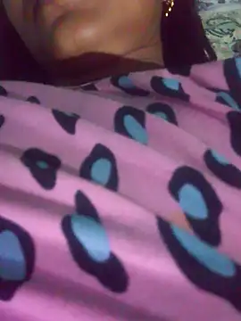 Snapshot of riyaa_sexyy chatting on 05/08/26, 04:45 riyaa sexyy online show from 05/08/26, 04:45