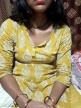 Snapshot of riyaa_sexyy chatting on 05/13/26, 08:44 riyaa sexyy online show from 05/13/26, 08:44