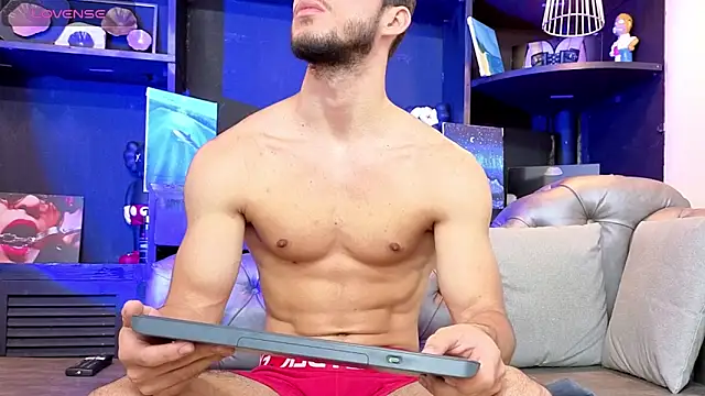 axel tone online show from 04/05/26, 11:40