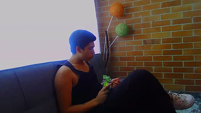 ethann2  online show from 04/01/26, 04:04