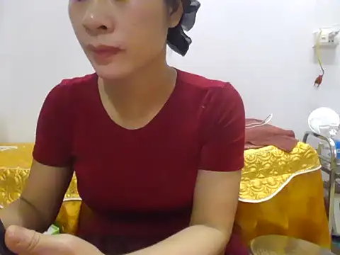 Snapshot of Lyna_2k chatting on 04/08/26, 07:30 Lyna 2k online show from 04/08/26, 07:30