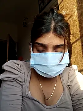   Hot  Lakshmi   online show from 04/13/26, 12:21