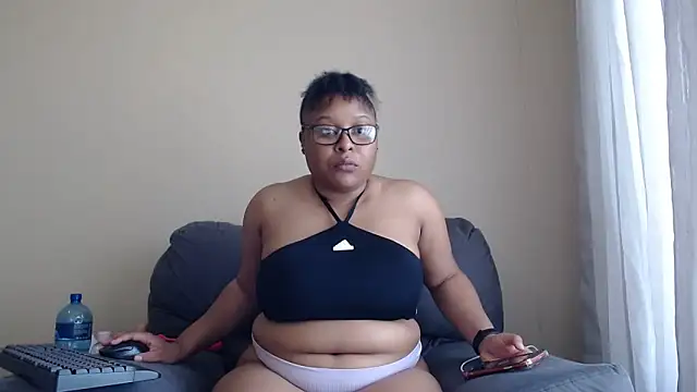 xxZoeyx online show from 03/13/26, 07:04