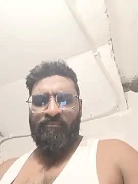 Snapshot of surya385 chatting on 05/29/26, 03:10 surya385 online show from 05/29/26, 03:10