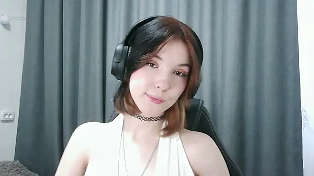 Snapshot of RubyBooby chatting on 06/05/26, 02:56 RubyBooby online show from 06/05/26, 02:56