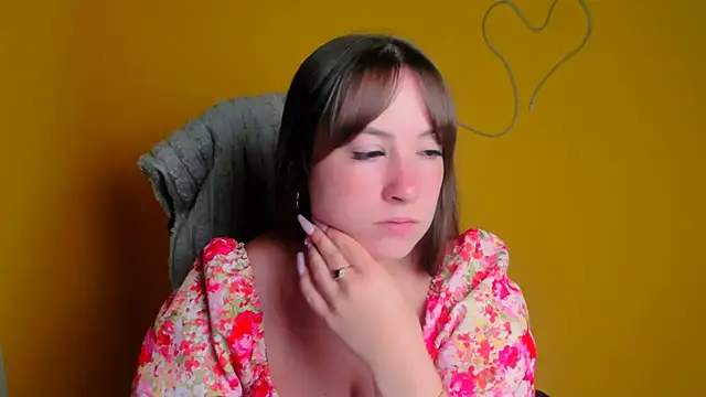 Snapshot of Tiffani_Angel chatting on 06/23/26, 05:27 Tiffani Angel online show from 06/23/26, 05:27