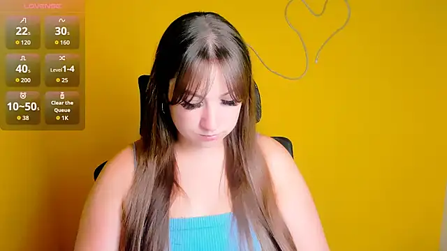 Snapshot of Tiffani_Angel chatting on 07/07/26, 05:32 Tiffani Angel online show from 07/07/26, 05:32