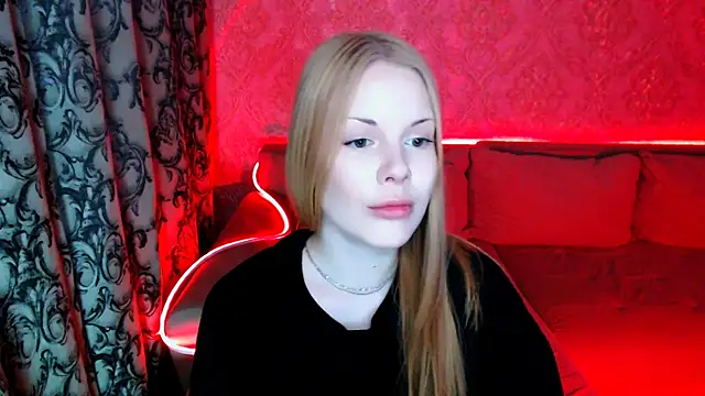 Snapshot of CaseySykes chatting on 07/09/26, 06:34 CaseySykes online show from 07/09/26, 06:34