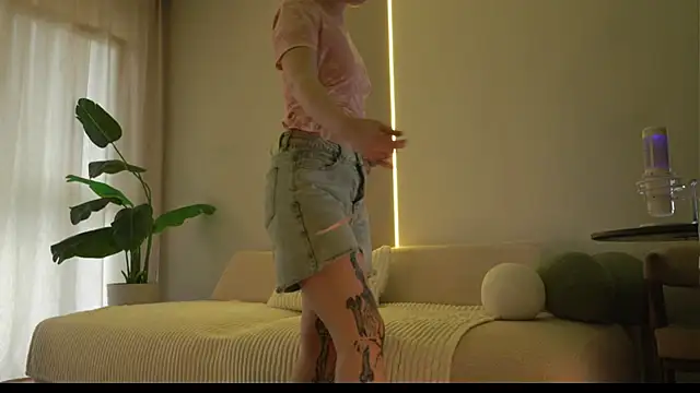 MilasKiss online show from 04/03/26, 07:28