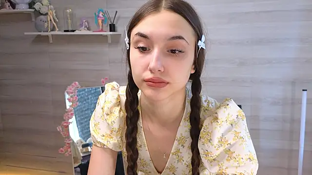 belle cute online show from 06/11/26, 03:26
