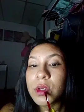 Snapshot of karo_cute chatting on 06/28/26, 04:18 karo cute online show from 06/28/26, 04:18