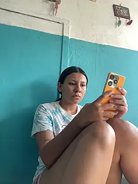 Snapshot of karo_cute chatting on 07/24/26, 08:29 karo cute online show from 07/24/26, 08:29