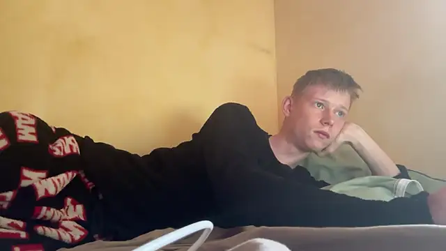 dreamy devi1 online show from 04/18/26, 11:14