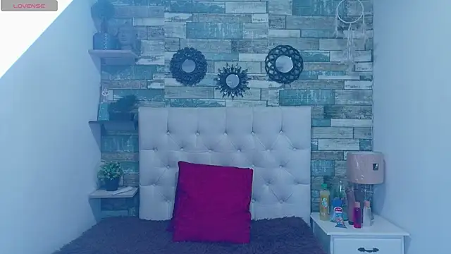 Skylernaomi online show from 05/21/26, 02:13