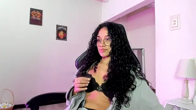 Isis black online show from 04/13/26, 03:12