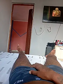 Snapshot of NegiSouza157 chatting on 03/30/26, 06:42 NegiSouza157 online show from 03/30/26, 06:42