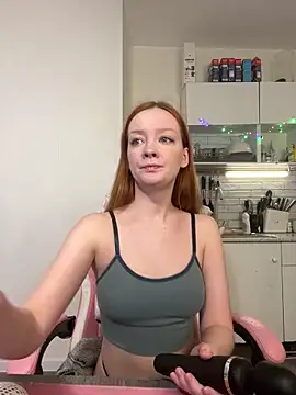 Snapshot of Sun__shiine chatting on 04/02/26, 02:47 Sun shiine online show from 04/02/26, 02:47